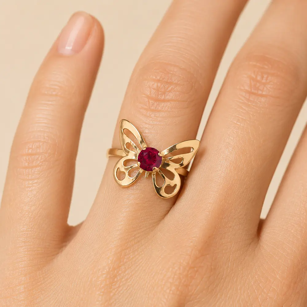 Anillo de Oro Amarillo 18K Mariposa Calada