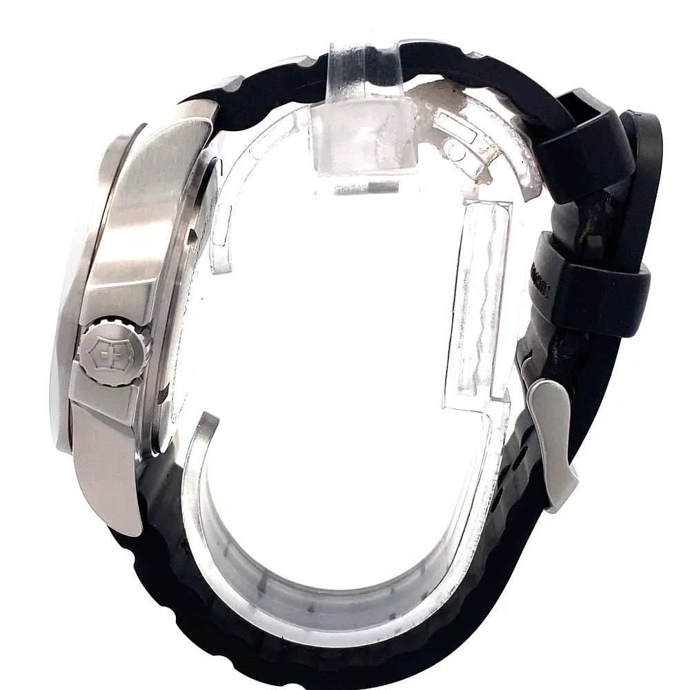Reloj Victorinox Swiss Army I.N.O.X para Hombre Modelo 241682