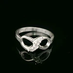 Anillo de Plata Infinito con Centro de Circones de Colores