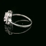 Anillo de Plata Solitario Halo con Circón Central Cuadrado