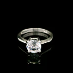 Anillo de Plata Solitario con Circón Redondo