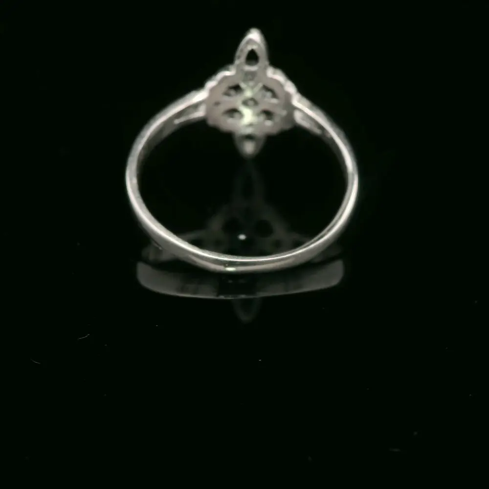 Anillo de Plata Nudo de Bruja Troquelado