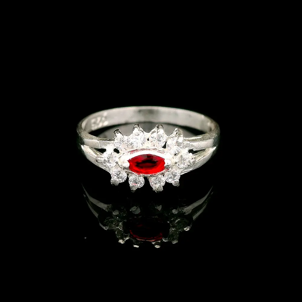 Anillo de Plata Lady Di Oval de Color