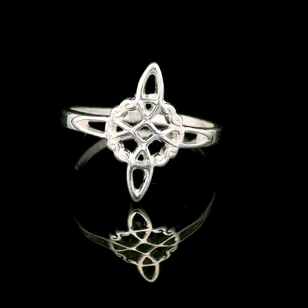 Anillo de Plata Nudo Troquelado