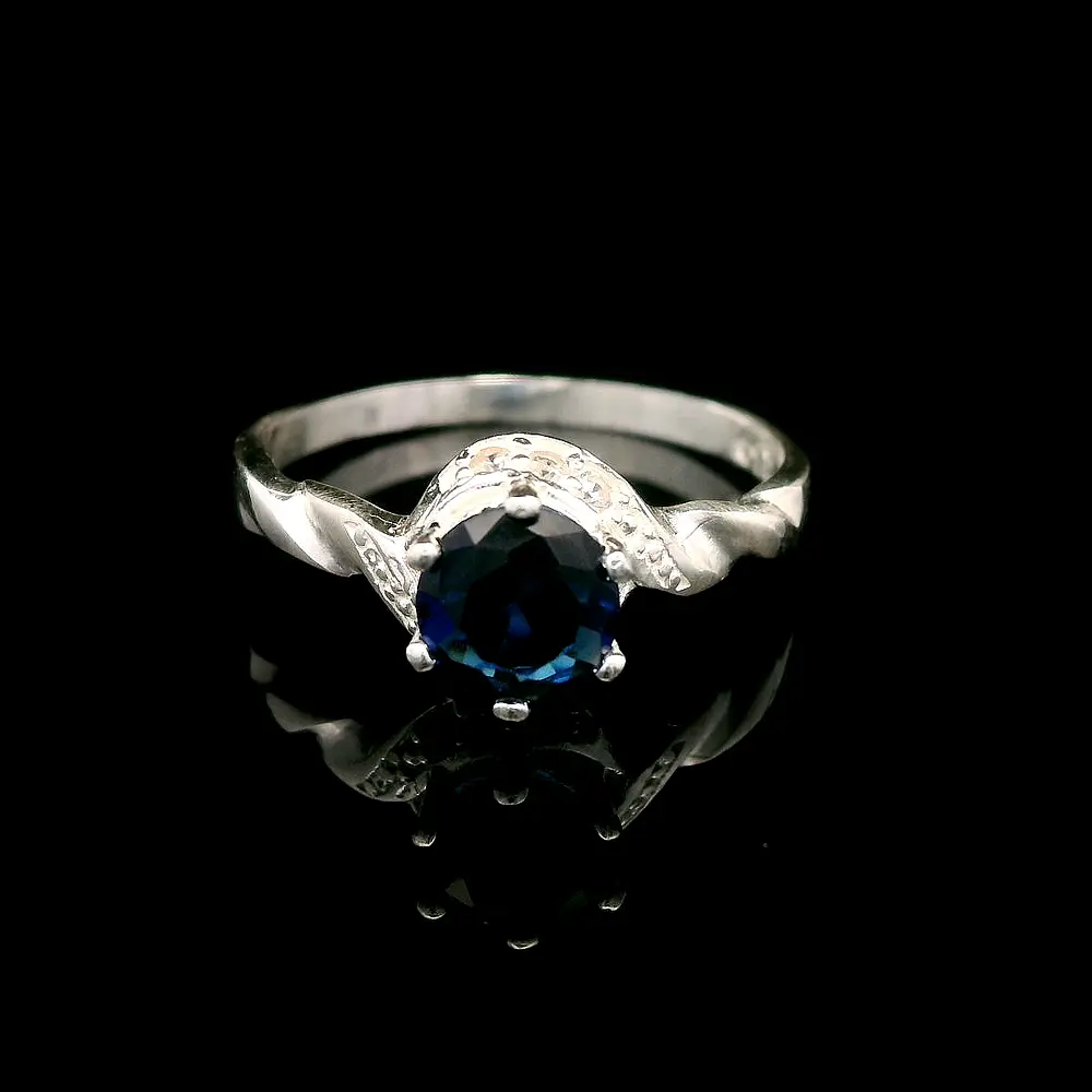 Anillo de Plata Solitario Circular con 6 Pistilos