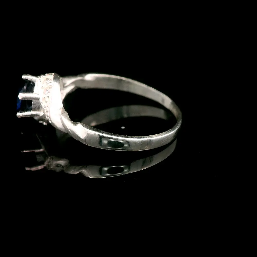 Anillo de Plata Solitario Circular con 6 Pistilos