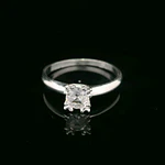 Anillo de Plata Solitario con Circón Incoloro