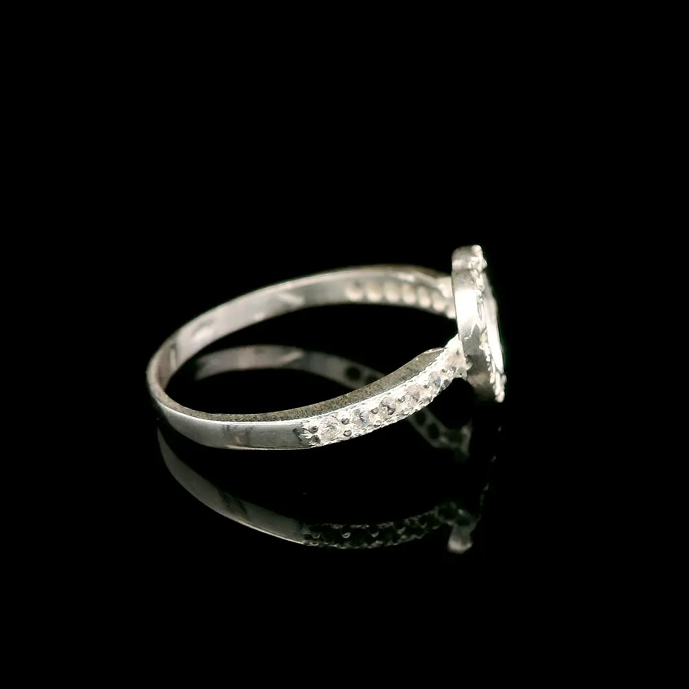 Anillo de Plata con Corazón Central en Circones de Colores