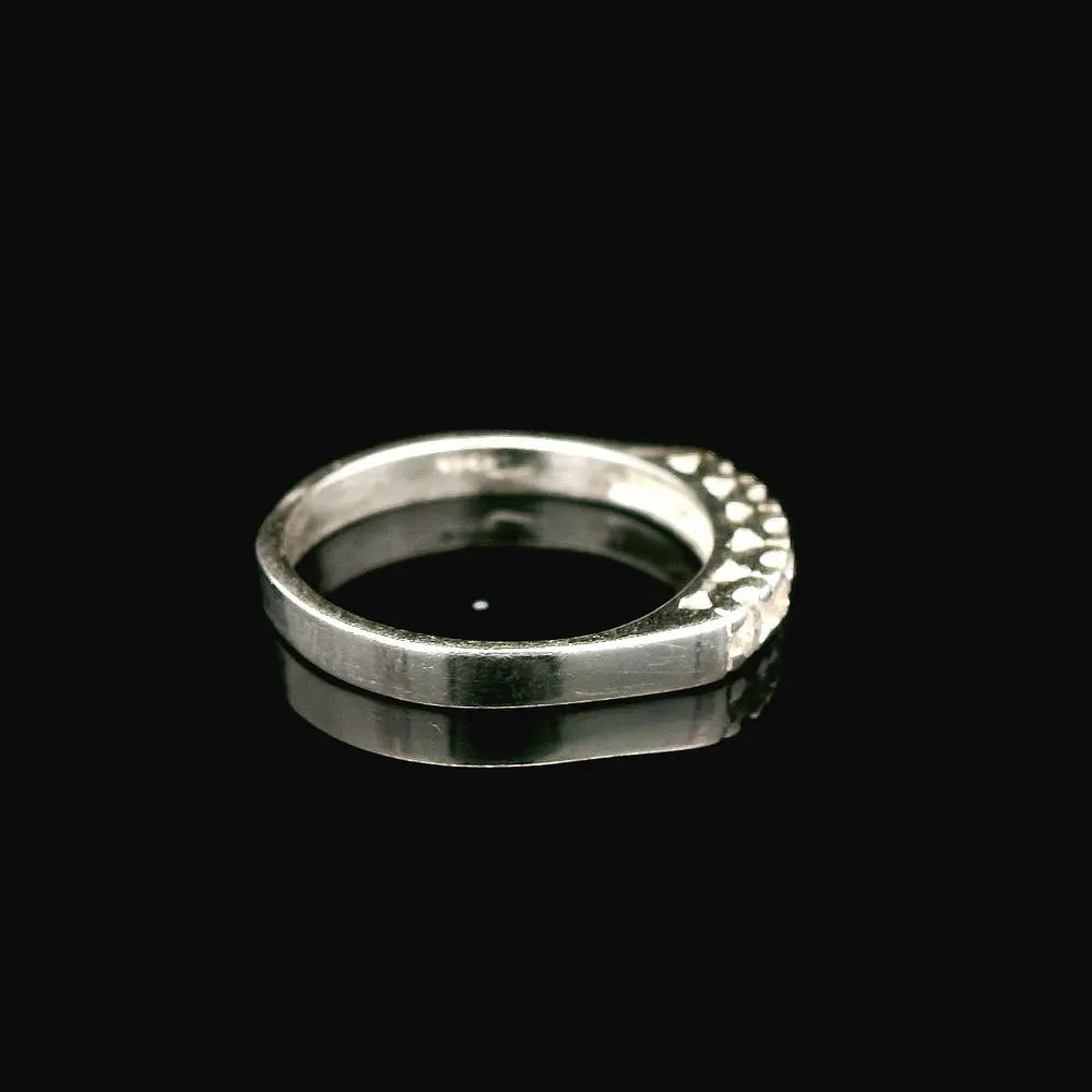 Anillo de Plata Cintillo con 5 Circones