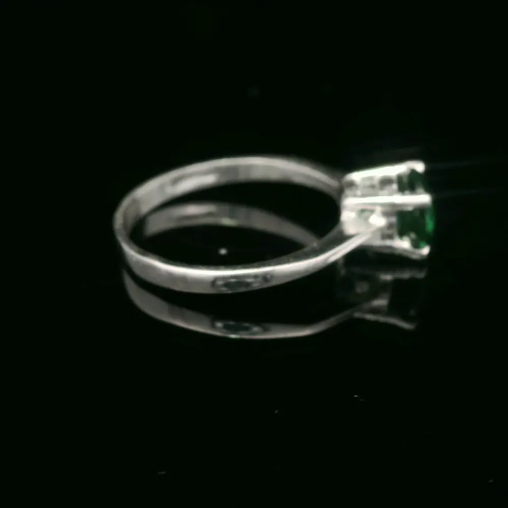 Anillo de Plata Solitario con Circón Redondo de Color