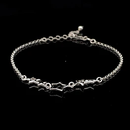 Pulsera de Plata Limada con Silueta de Estrella Central y Estrellas