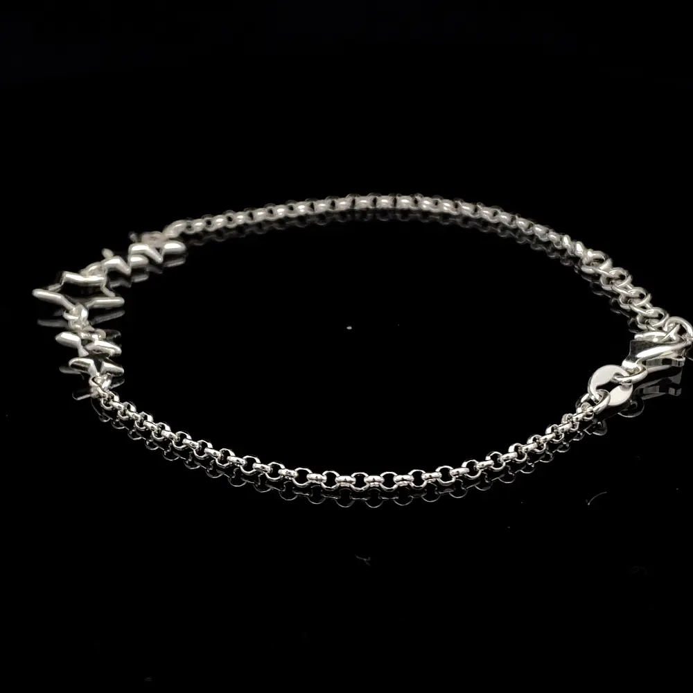 Pulsera de Plata Limada con Silueta de Estrella Central y Estrellas