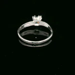 Anillo de Plata Solitario con Circón Incoloro