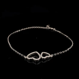Tobillera de Plata con Dos Corazones y Piedras Incoloras Incrustadas