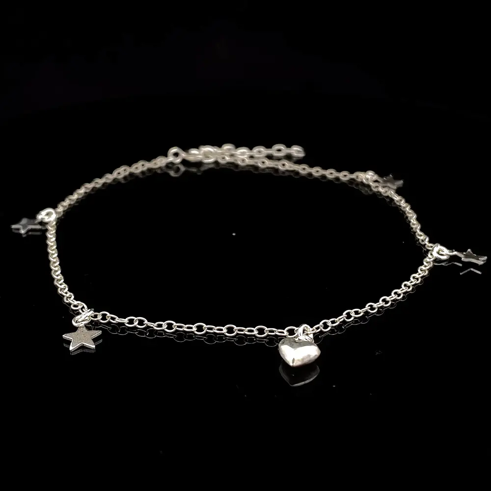 Tobillera de Plata Limada con Estrellas Lisas y Corazón Bombé