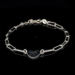 Pulsera de Plata Limada con Corazón Central