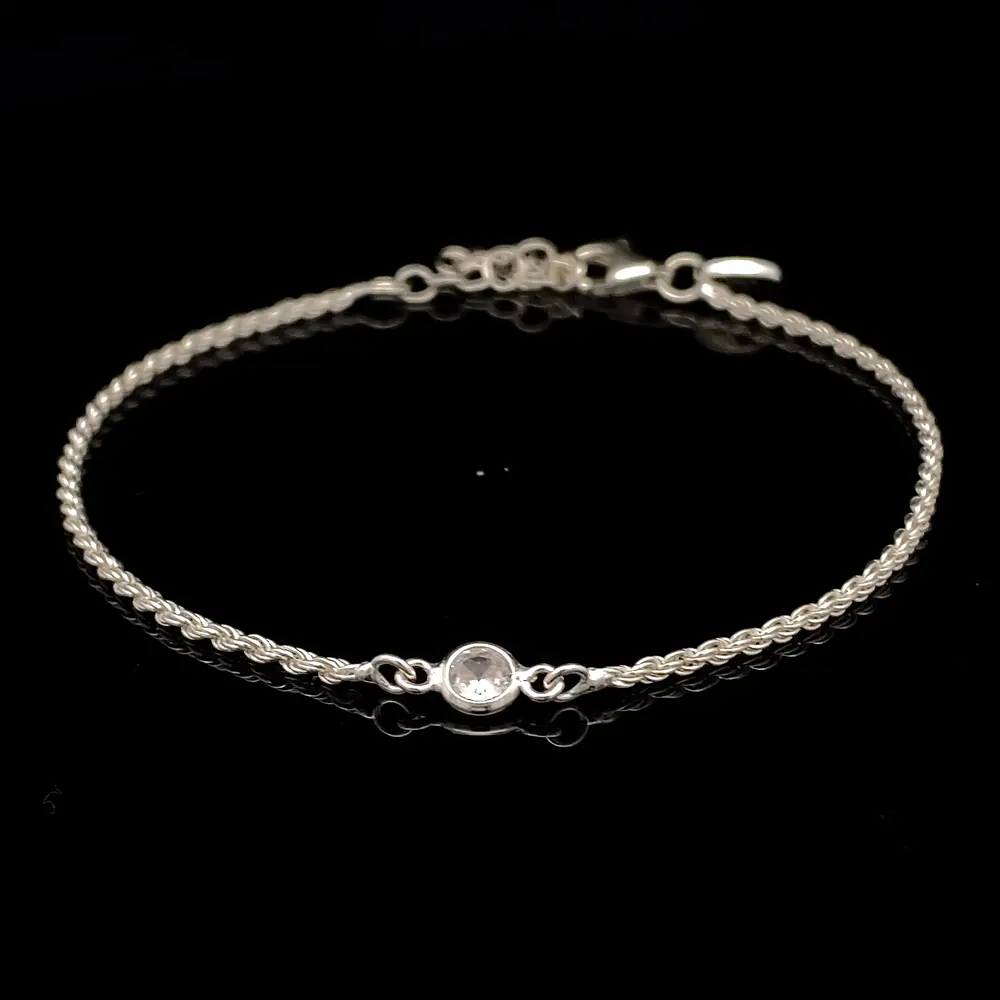 Pulsera de Plata Tourbillon Delgado con Circón Incoloro