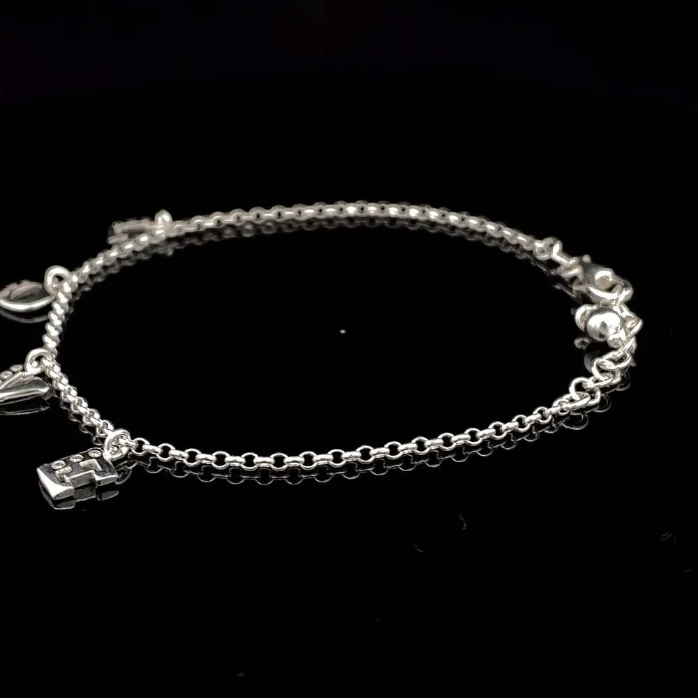 Pulsera de Plata Rolo Continua con LOVE Colgante