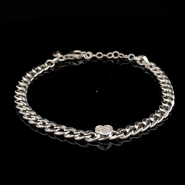 Pulsera de Plata Groumet con Corazón Pequeño Central y Circones