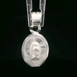 Colgante de Plata Medalla Ovalada Virgen