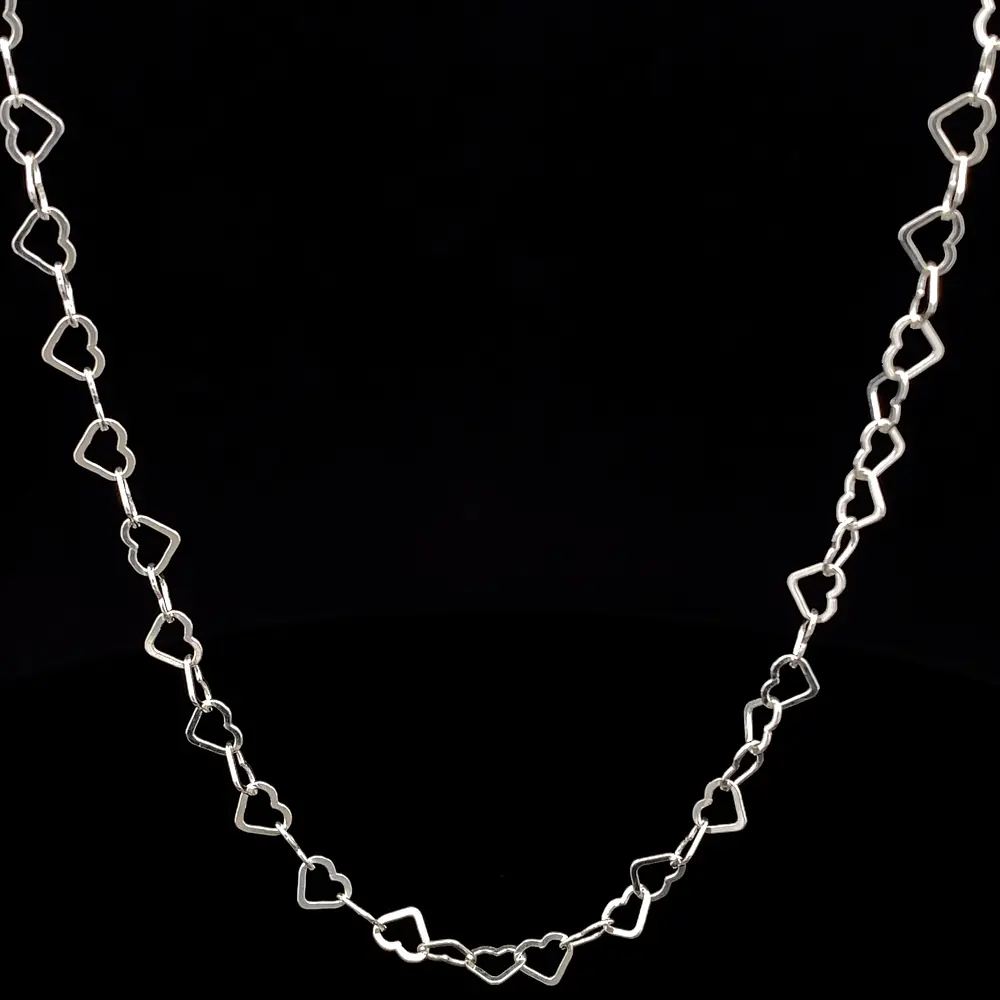 Cadena de Plata con Corazones Continuos