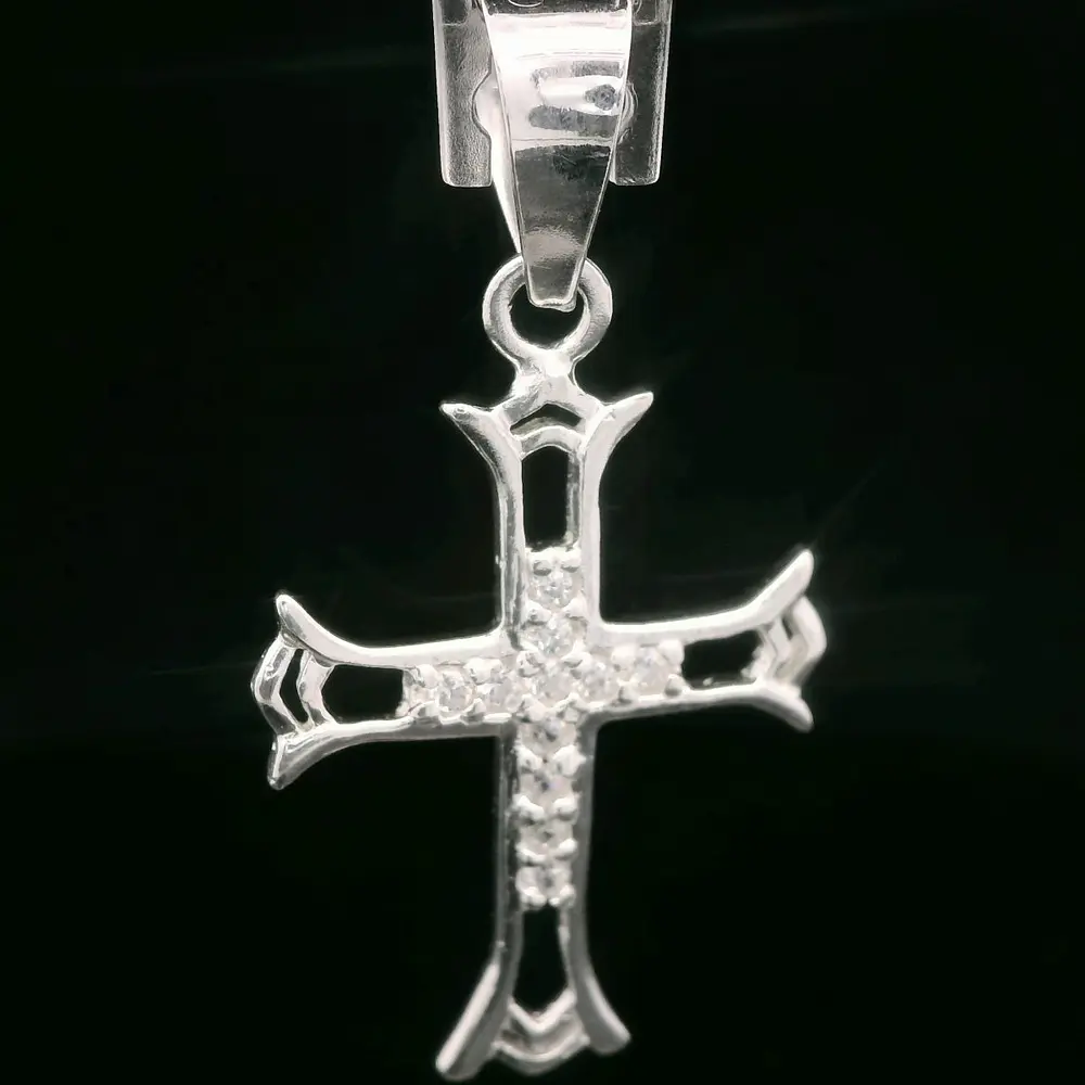 Colgante de Plata Cruz Gótica con Cruz Central