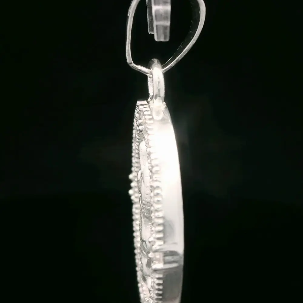 Colgante de Plata Virgen con Halo Incoloro