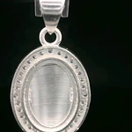 Colgante de Plata Virgen con Halo Incoloro