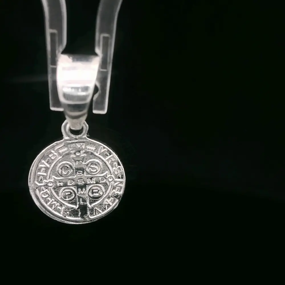 Colgante de Plata San Benito