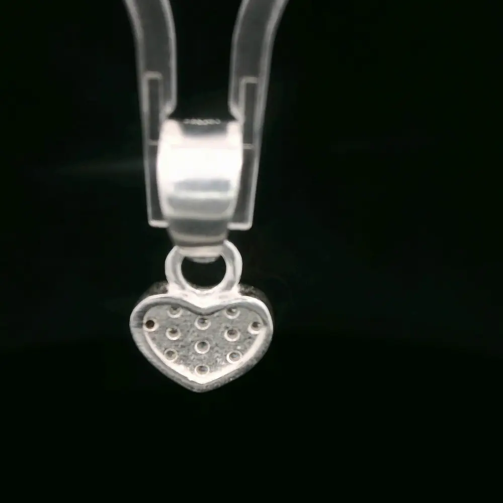 Colgante de Plata Corazón con Circones Incoloros en Pavé