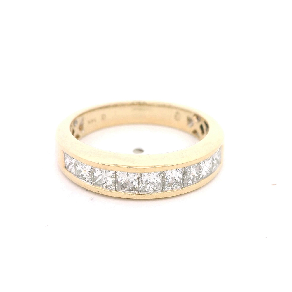 Anillo 14K Cintillo Diamantes Princesa