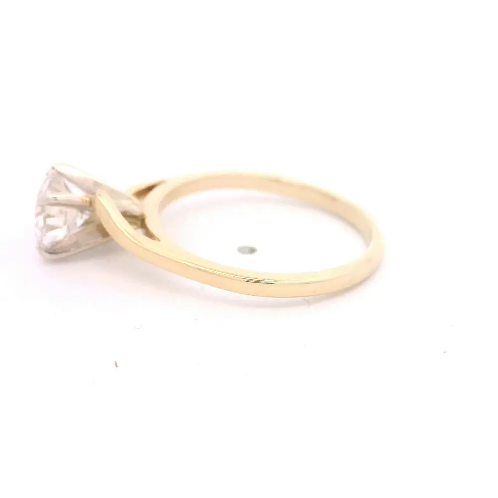 Anillo 14K Solitario Diamante Natural