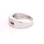 Anillo 14K Cintillo Diamantes y Piedras Rojas