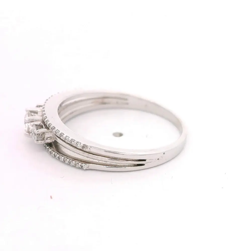 Anillo 18K Cintillo Rodinado con Diamantes