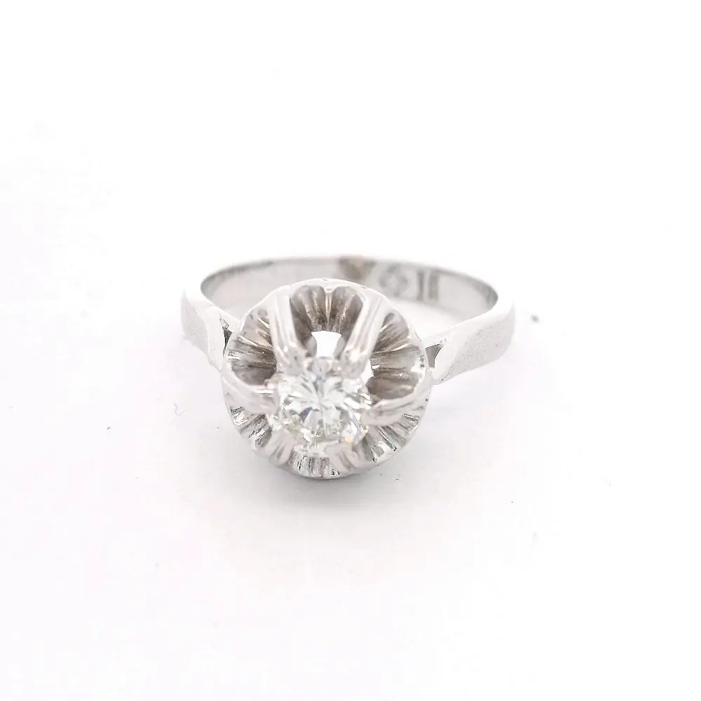 Anillo 18K Solitario Chatón Diamante