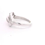 Anillo 10K Infinito con Diamantes
