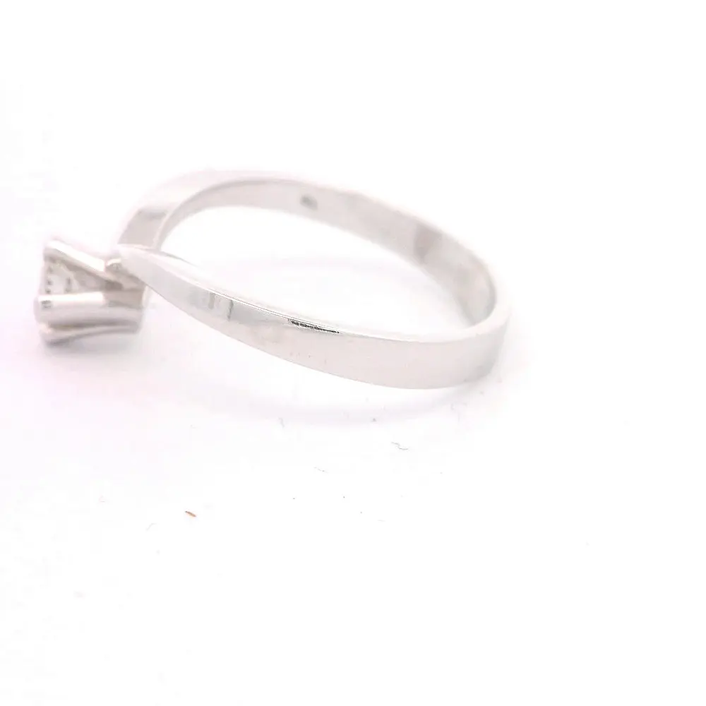 Anillo 18K Solitario Diamante