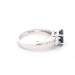 Anillo 18K Trilogy Zafiro y Diamantes