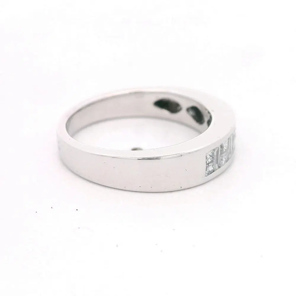 Anillo 18K Cintillo Baguette y Princesa