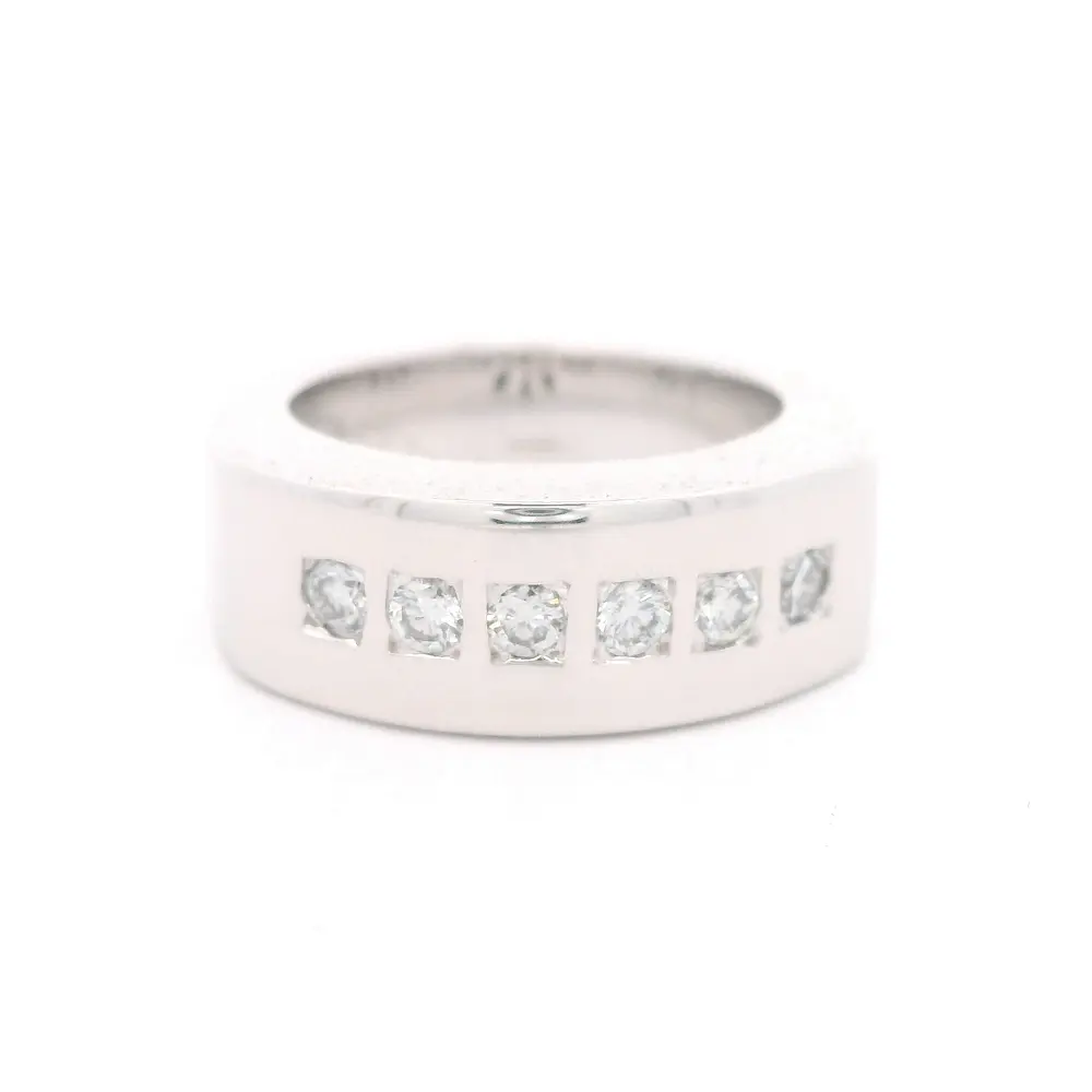 Anillo 18K Cintillo Bombé Diamantes