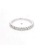 Anillo de Oro Blanco 18K con Diamantes