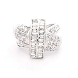 Anillo Oro Blanco 18K con Diamantes