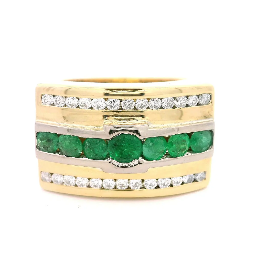 Anillo de Oro 18K Sello con Diamantes y Esmeraldas
