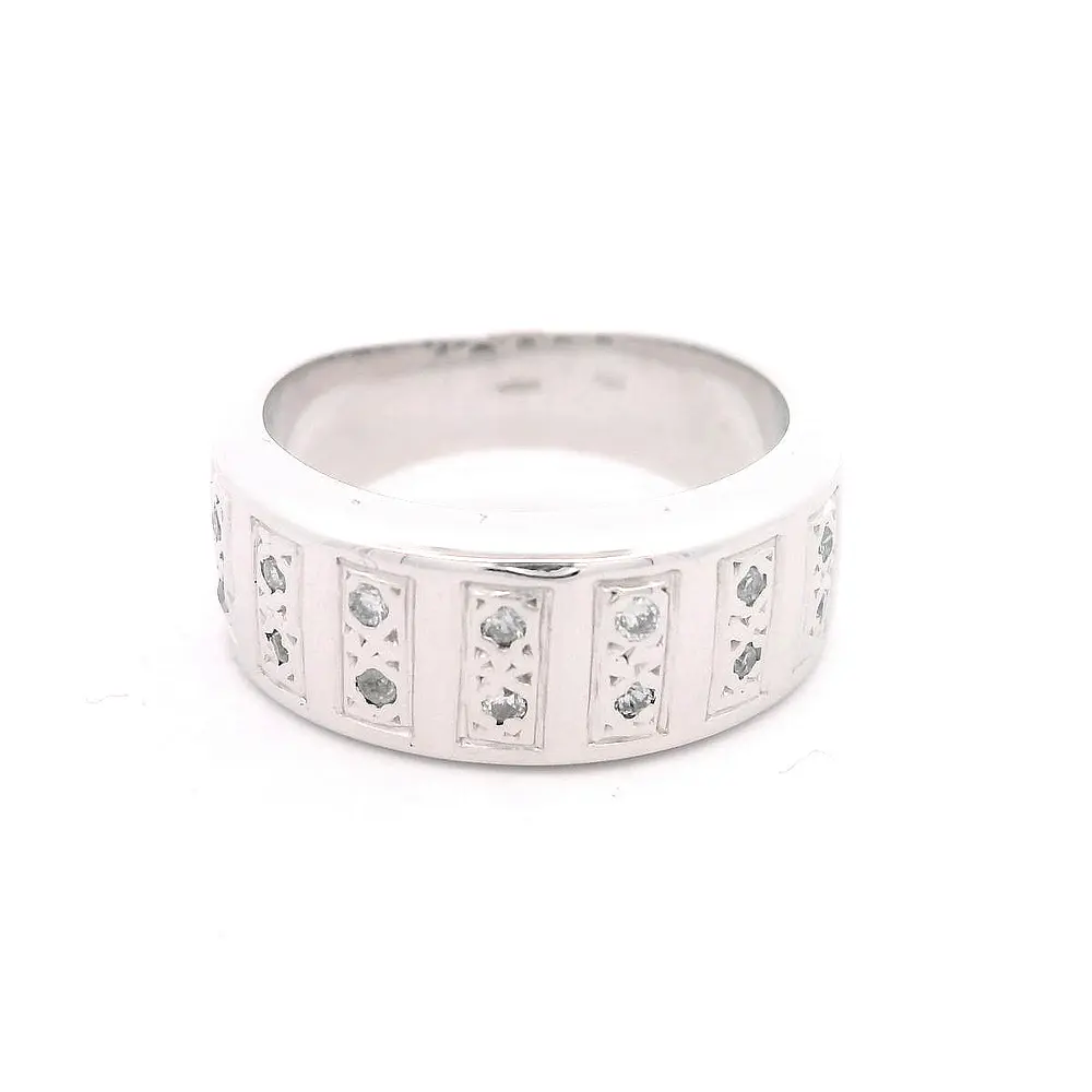 Anillo de Oro Blanco 18K con Diamantes
