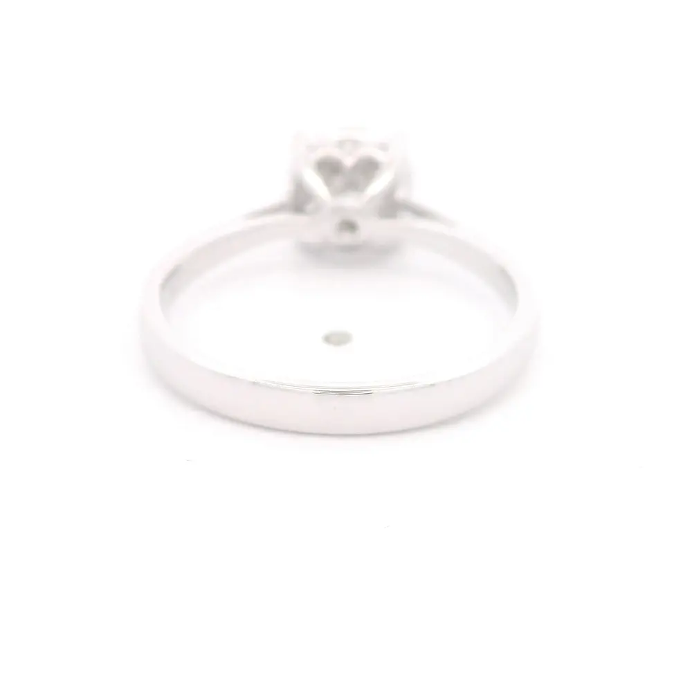 Anillo de Oro Blanco 18K Rodinado Halo con Diamantes