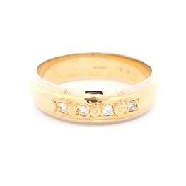 Anillo Oro 18K Cintillo con Diamantes