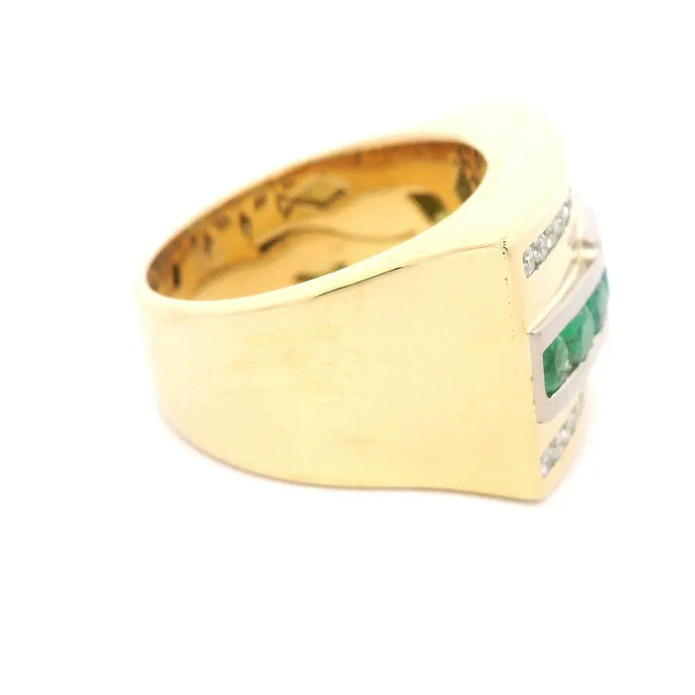 Anillo de Oro 18K Sello con Diamantes y Esmeraldas