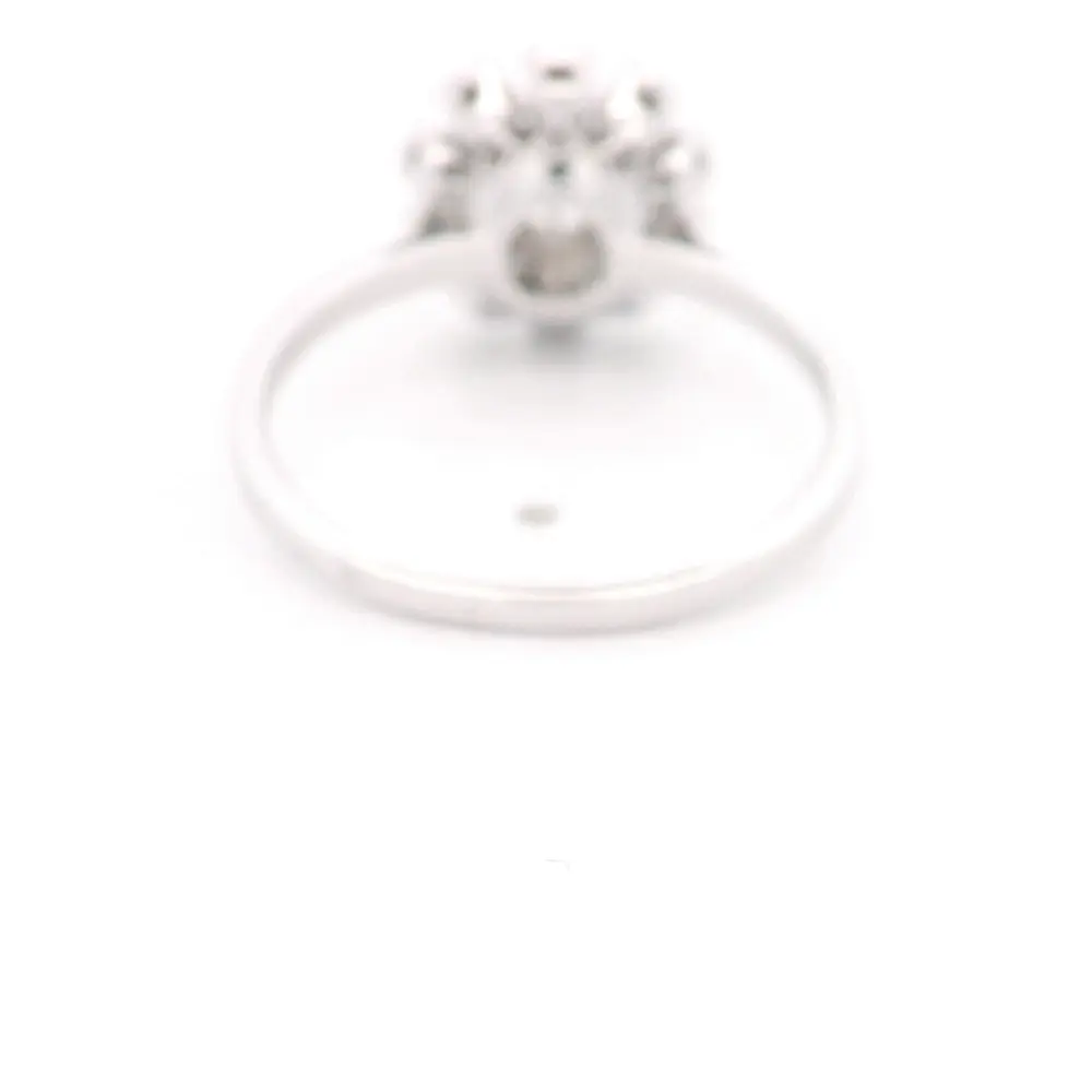 Anillo de Oro Blanco 18K Rodinado Rosetón con Diamantes