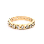 Anillo Oro 14K Cintillo con Diamantes