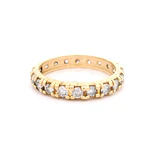 Anillo Oro 14K Cintillo con Diamantes